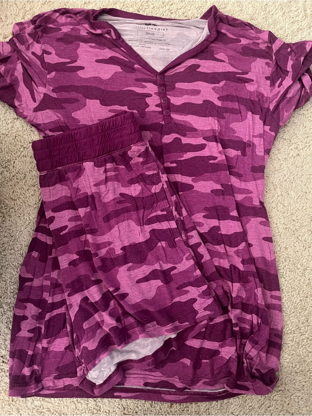 Little Sleepies Women’s Purple & Pink Camo Short Sleeve Pajama Set, Size Small